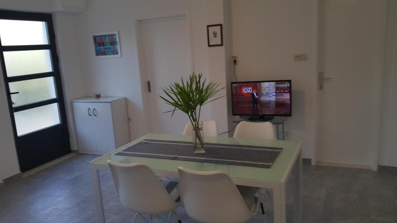 Apartmani A1 Marina, Okrug Gornji Trogir Bagian luar foto